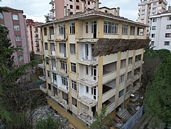 K�PTA�, �STANBUL YEN�LEN�YOR �LE R�SKL� YAPILARI D�N��T�RMEYE DEVAM ED�YOR